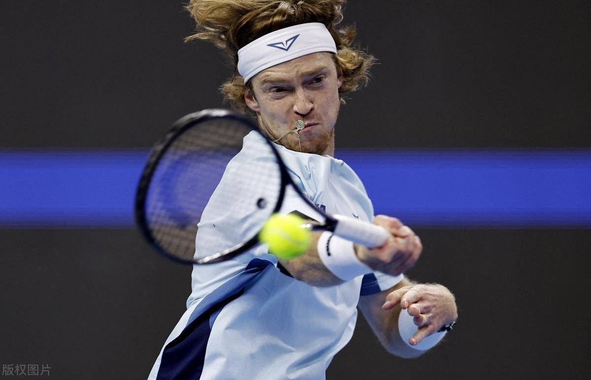 张先生由于 张先生由于